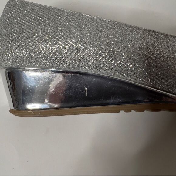 Bandolino Womens Candra Peep Toe Silver Metallic Wedge Dressy Pump Size 7.5 - Picture 9 of 9